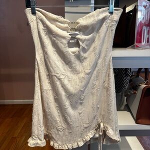 Elegant Cream Strapless Dress